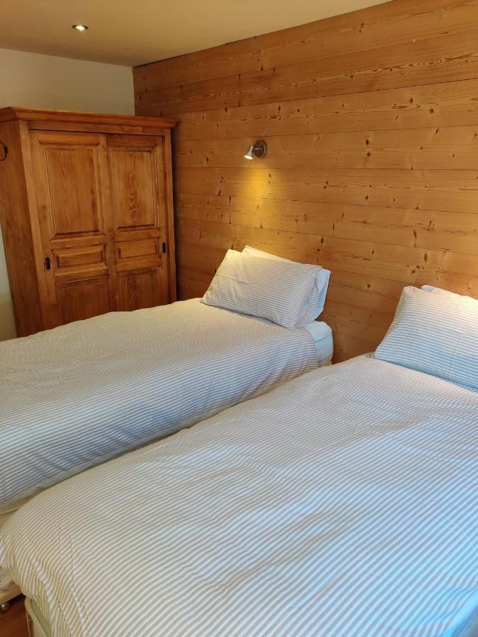 Spacious Ski Chalet In Traditional French Village, Sleeps 8, Four Star With Fibre Broadband Abondance Exterior foto