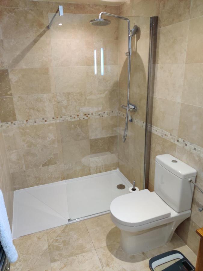 Spacious Ski Chalet In Traditional French Village, Sleeps 8, Four Star With Fibre Broadband Abondance Exterior foto